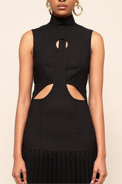 VenariLuxe™ Pleated Cutout Maxi Dress — Own Every Room with Irresistible Power and Grace