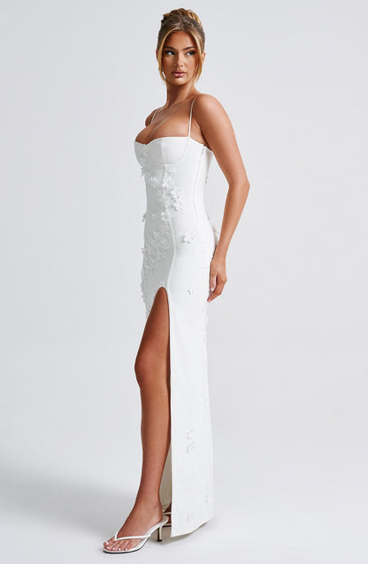 Serena Breeze — Women’s Lightweight Gingham Maxi Dress with Lace-Up Back