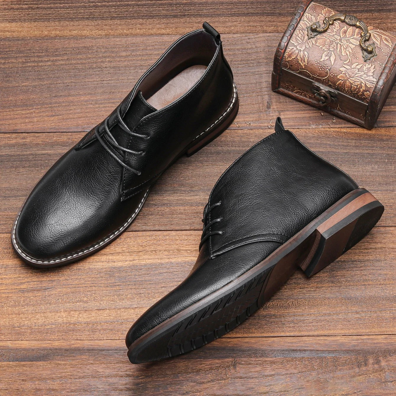 Norla Baxter — Men's Modern Chukka Boots with Cushioned Comfort